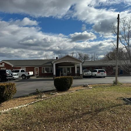 Budget Inn Danville Exterior photo